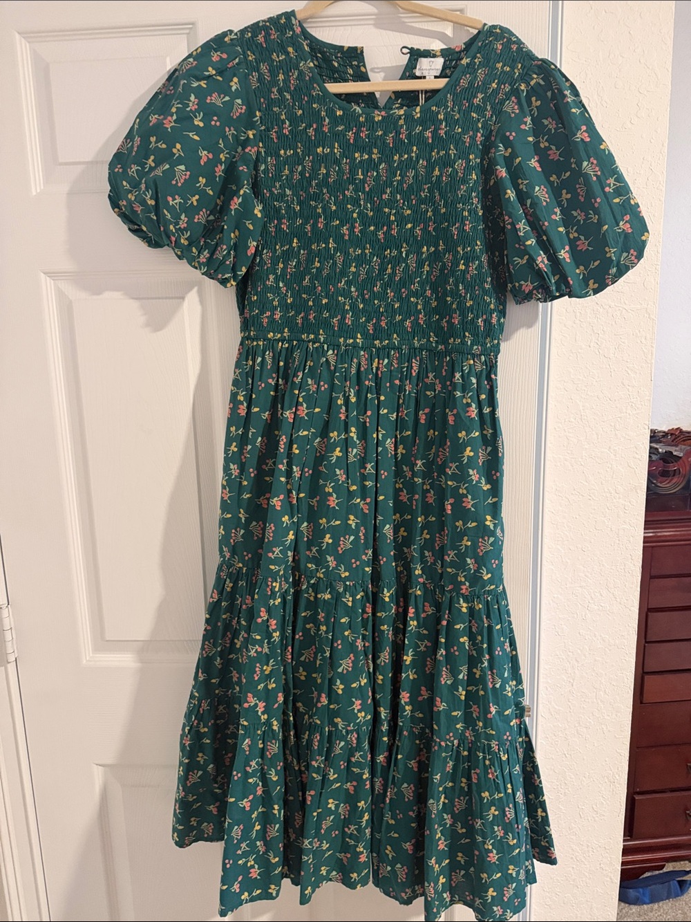 Smocked Puff-Sleeve Midi Dress in Forest Green Floral